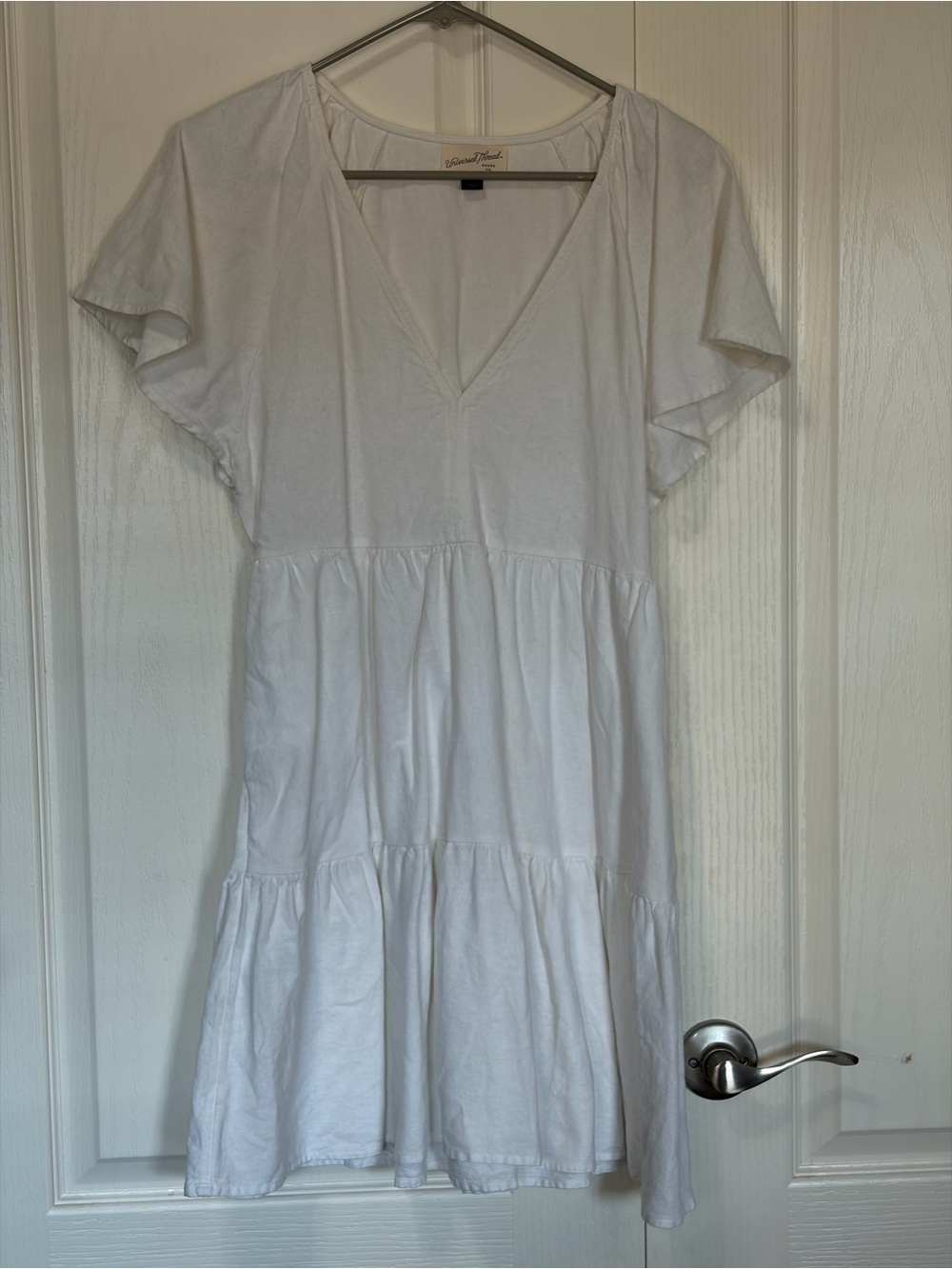 Universal Thread White NWOT V-Neck Tiered Flutter Sleeve Dress Linen Small